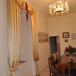 Domus Borbonica 4*
