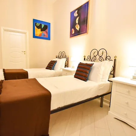 Domus Borbonica 4*