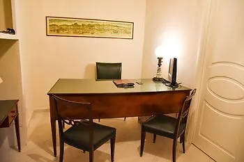 Domus Borbonica 4*