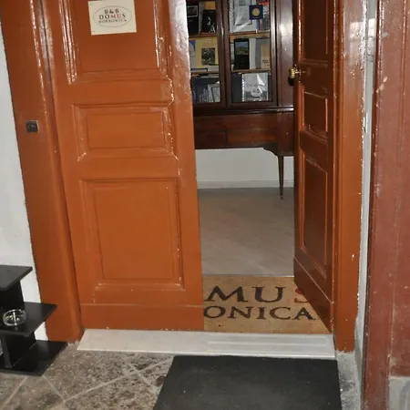 Domus Borbonica 4* Nápoles