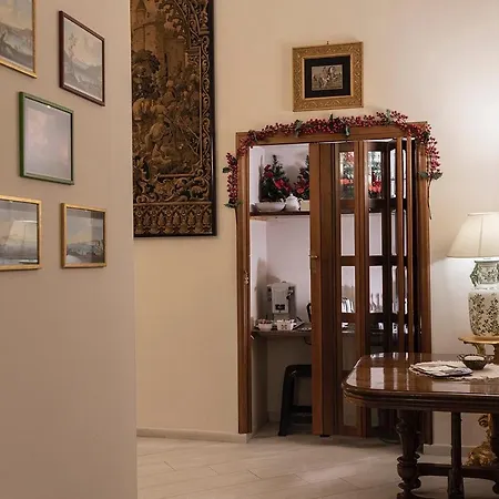 Domus Borbonica Couette-café 4*