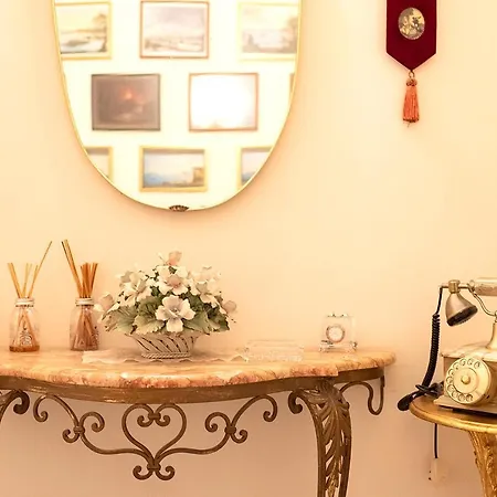 Domus Borbonica Couette-café 4*