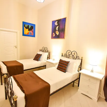 Domus Borbonica Couette-café 4*