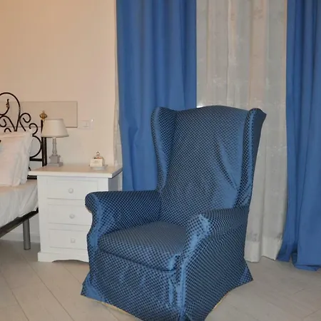 Domus Borbonica לינה וארוחת בוקר