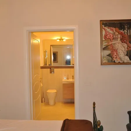 Domus Borbonica Bed & Breakfast